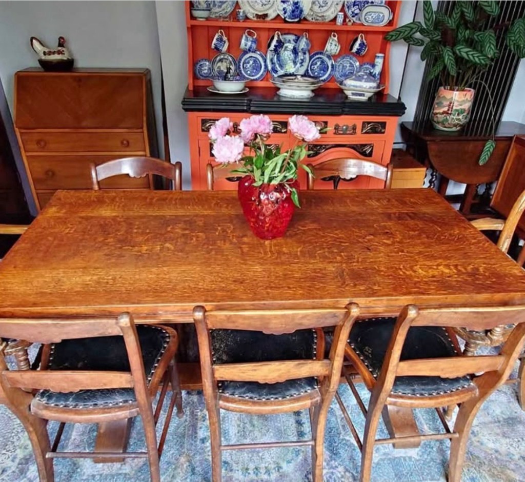 Antique Shopping for Your Rental&nbsp;Home